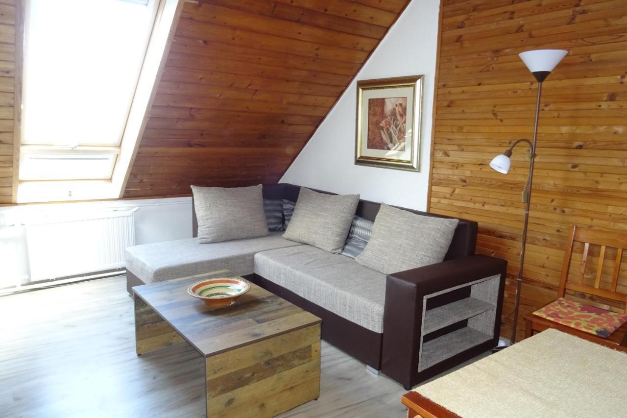 Magdalena Apartman Eger Buitenkant foto