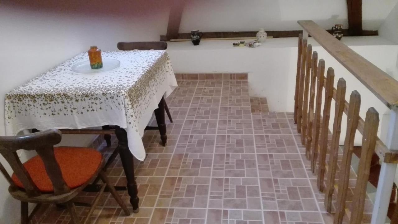 Magdalena Apartman Eger Buitenkant foto